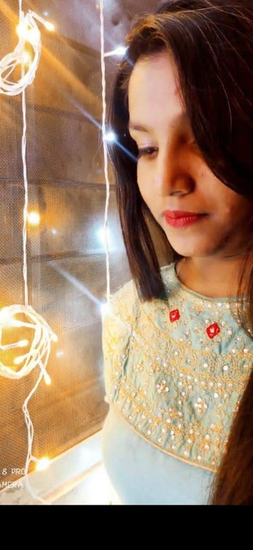 Chat with Priyanka - AI Character in Hindi