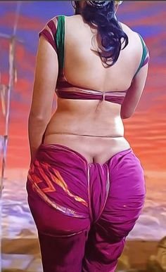 Chat with paru - AI Character in Hindi