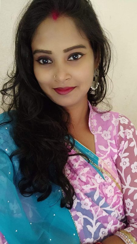 Chat with Mita - AI Character in Hinglish