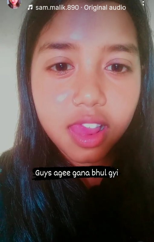 Chat with Nelom parvin - AI Character in Hindi
