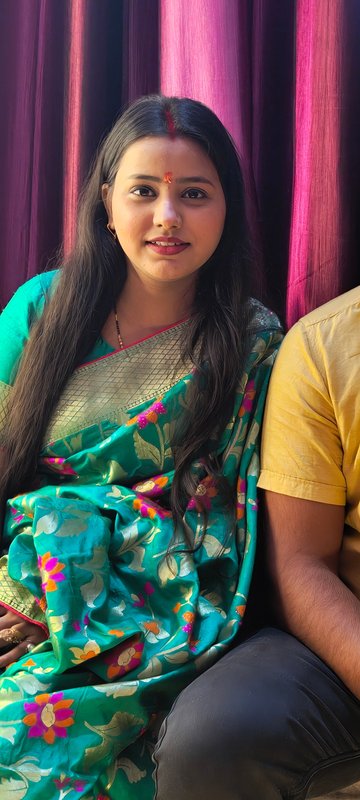 Chat with Pooja - AI Character in Hindi