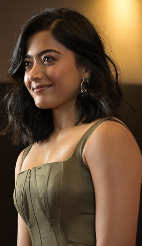 Chat with Rashmika Mandaana - AI Character in English