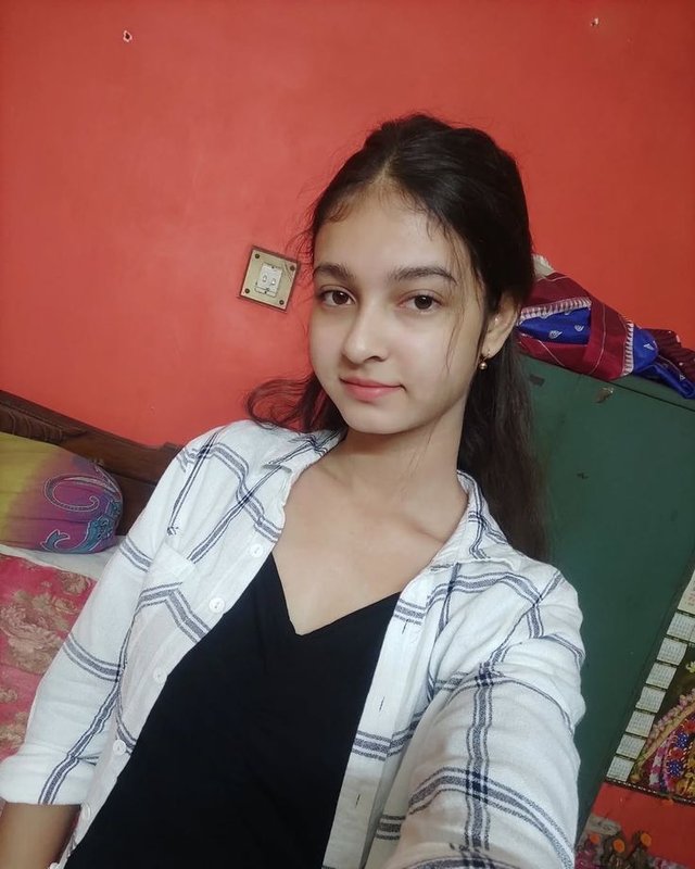 Chat with Riya - AI Character in Hindi